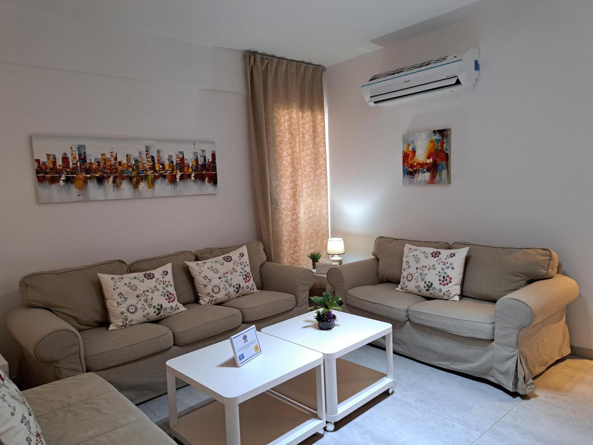 Albert'S Apartment St Lazarus 402 B - First Floor Larnaca Esterno foto