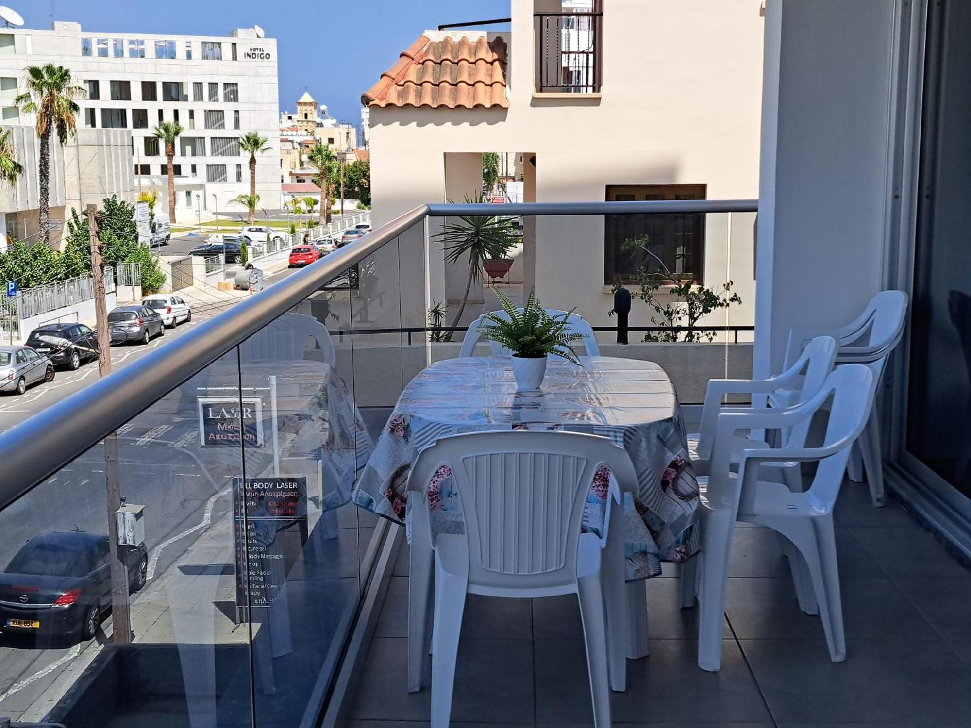 Albert'S Apartment St Lazarus 402 B - First Floor Larnaca Esterno foto